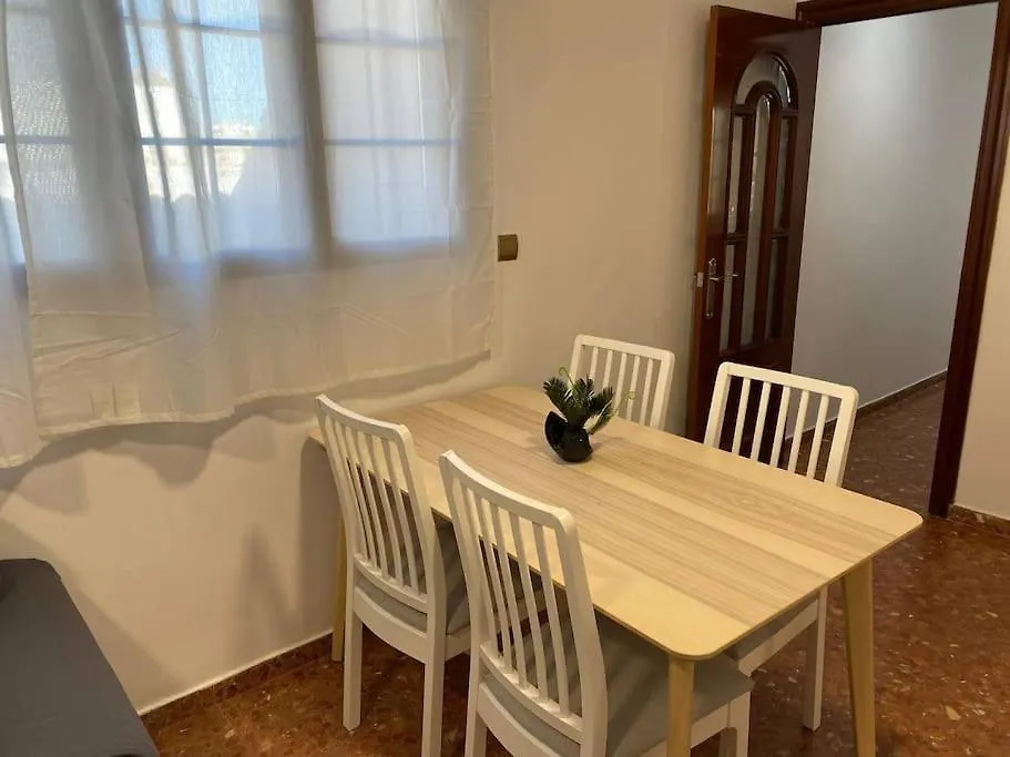Piso Grande De 120 M2, A 15' De La Playa En Coche Lägenhet Huelva
