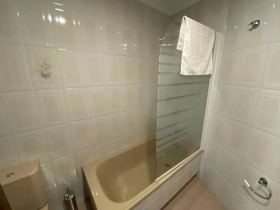 Piso Grande De 120 M2, A 15' De La Playa En Coche Apartment Huelva